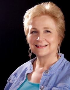 Elizabeth Loupas headshot