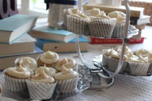 icecreamoffpaperplates.com