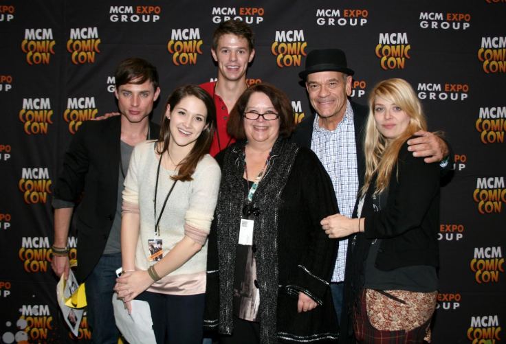 Photo credit: Tez Greenwood and was taken at MCM London Comic Con. Ben Easter (Michael), Shane (Jordan Farris), Claire (Lindsay Seidel), Rachel Caine, Oliver (Robert Picardo), and Amelie (Amber Benson) all pose for fans.